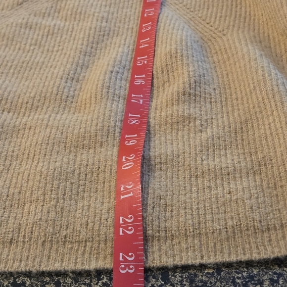 First Love by Lovelyn Tan Crew Neck Sweater Women’s Large Soft Knit Long Sleeve - Picture 9 of 10